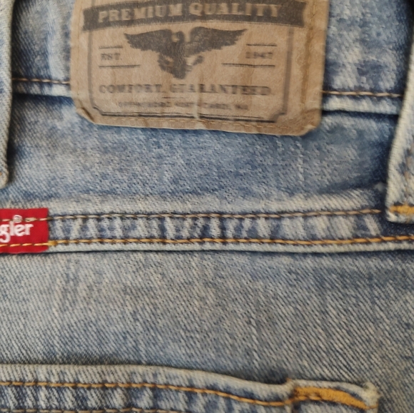 New With Tags Wrangler Five Star Slim Straight Leg 38 x 32 - Picture 3 of 7